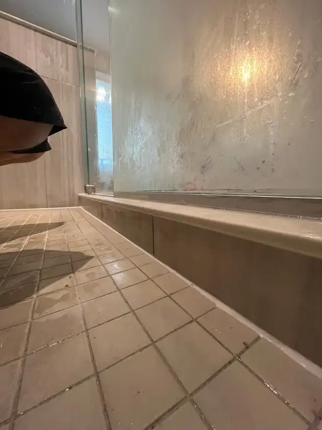 BROKEN TILES REPAIR EXPECT ((Cracked Countertops)) - Photo 4