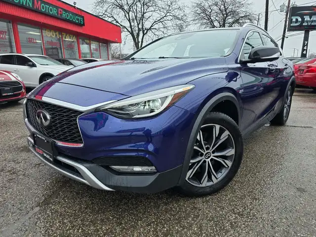 2017 Infiniti QX30 AWD Nav/Sunroof/Leather/RCAM - Photo 2