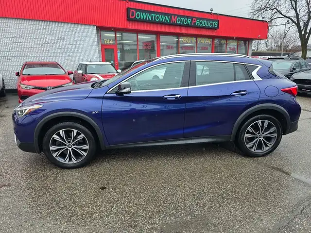 2017 Infiniti QX30 AWD Nav/Sunroof/Leather/RCAM - Photo 3