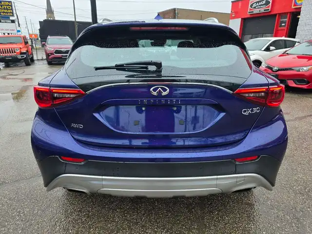 2017 Infiniti QX30 AWD Nav/Sunroof/Leather/RCAM - Photo 6