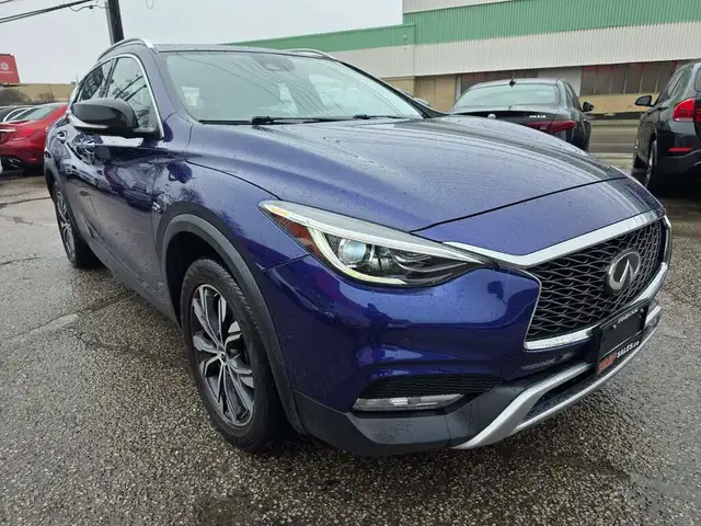 2017 Infiniti QX30 AWD Nav/Sunroof/Leather/RCAM - Photo 10