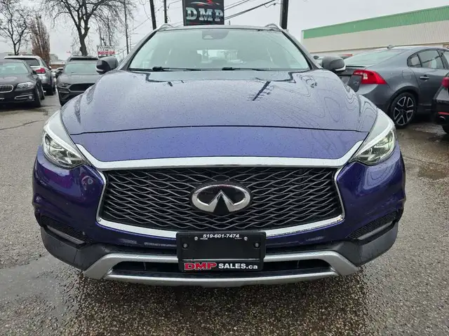 2017 Infiniti QX30 AWD Nav/Sunroof/Leather/RCAM - Photo 12