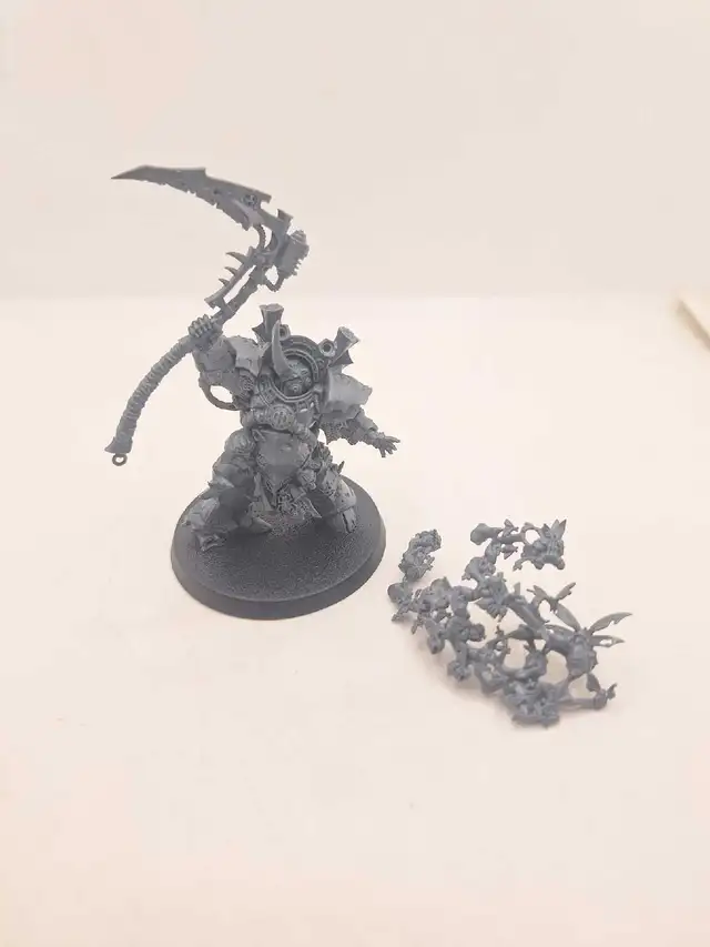 Warhammer 40k Deathguard Typhus Hearld of The Plauge God