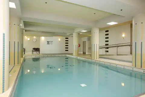 SHOWING TUESDAY.EXEC. CORNER SUITE |~1000 Sq Ft | 2 Bed   2 Bth - Photo 9