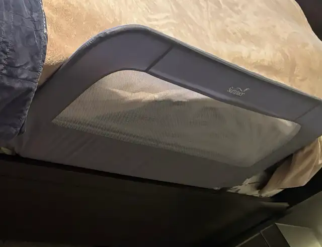 Summer Infant Double Safety Bed Rails – Set of 2 – $70 OBO - Photo 3