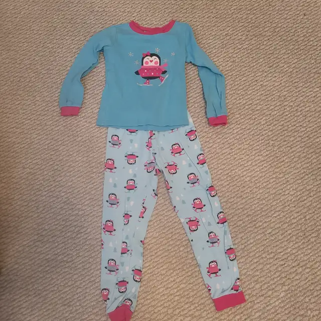 Youth girl cloteths Size 4/5 all 13 items - Photo 5