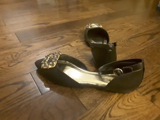 Brand New Women flat shoes Size 9.5 - Photo 2