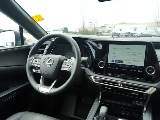 2023 Lexus RX RX 350h AWD - LUXURY HYBRID / SPOTLESS! - Photo 20