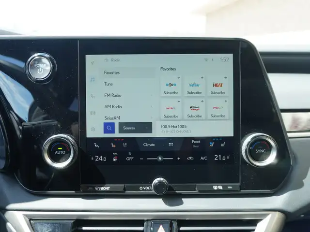 2023 Lexus RX RX 350h AWD - LUXURY HYBRID / SPOTLESS! - Photo 29