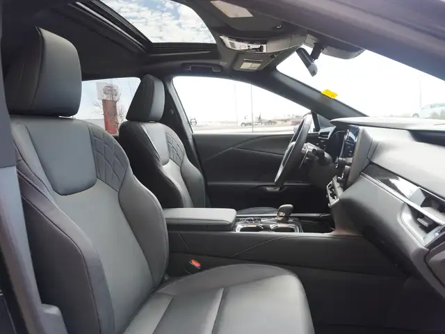 2023 Lexus RX RX 350h AWD - LUXURY HYBRID / SPOTLESS! - Photo 37