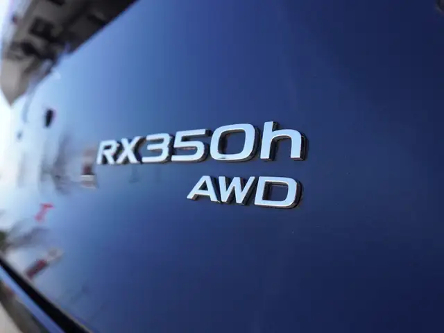 2023 Lexus RX RX 350h AWD - LUXURY HYBRID / SPOTLESS! - Photo 51