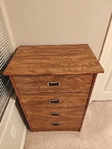 ★★SOLID WOOD 4 DRAWER DRESSER★★ - Photo 3