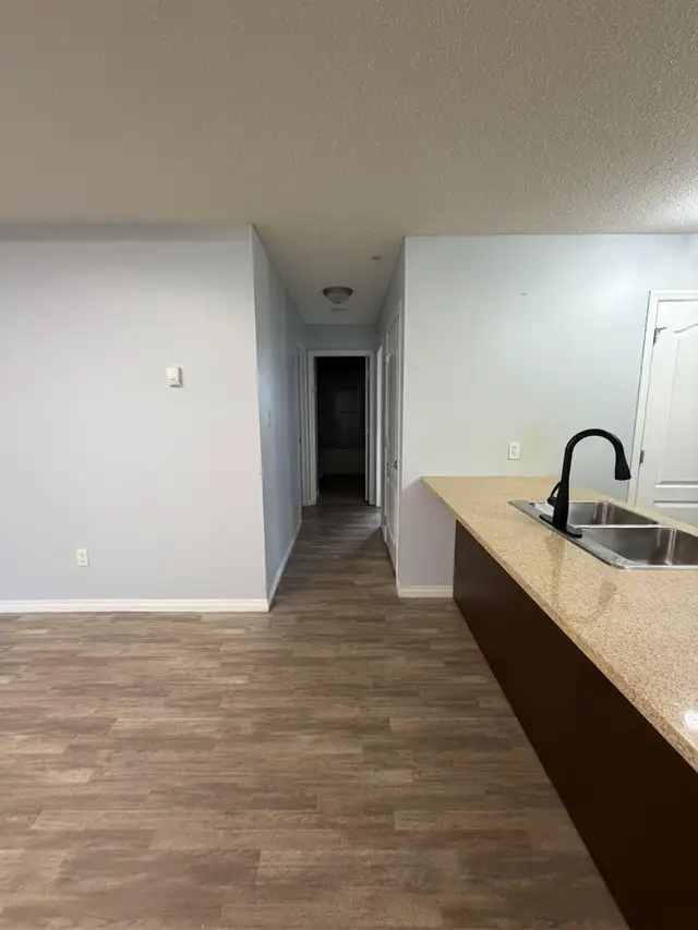 Apartment Condominium For Rent - Photo 3