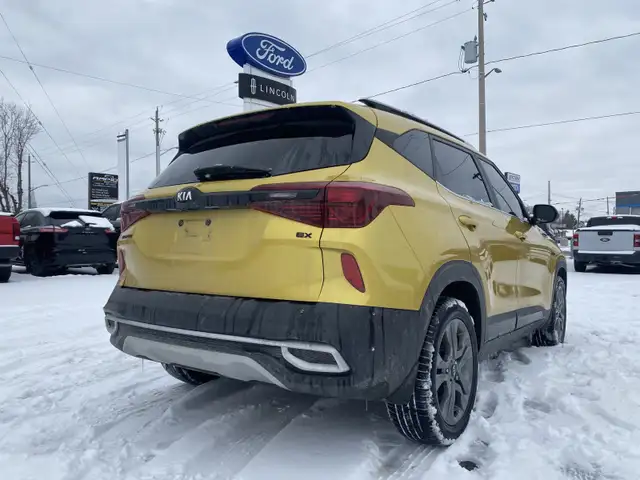 2021 Kia Seltos EX - Photo 10