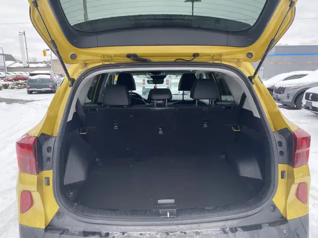2021 Kia Seltos EX - Photo 11