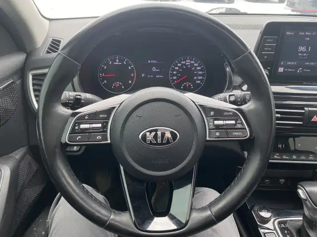 2021 Kia Seltos EX - Photo 21