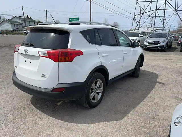 2015 Toyota RAV4 XLE - Photo 7
