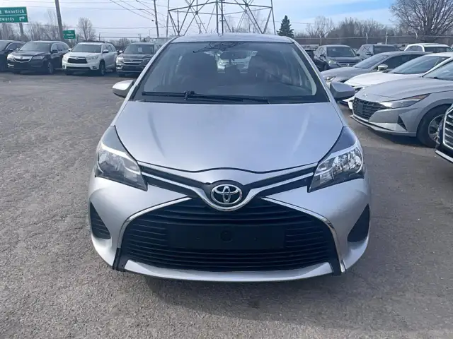 2017 Toyota Yaris LE