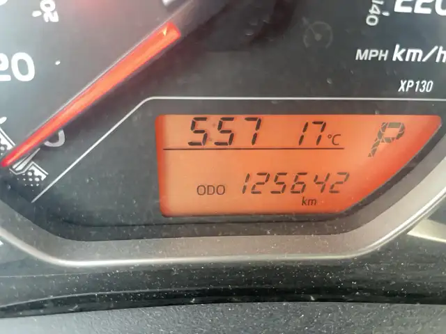 2017 Toyota Yaris LE - Photo 15