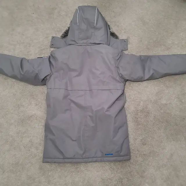 Youth boy Winter hooded jacket Size 12 - Photo 2