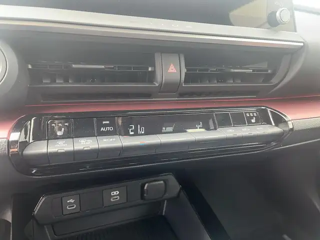 2024 Toyota Prius Prime XSE XSE | Leather | Moonroof - Photo 15