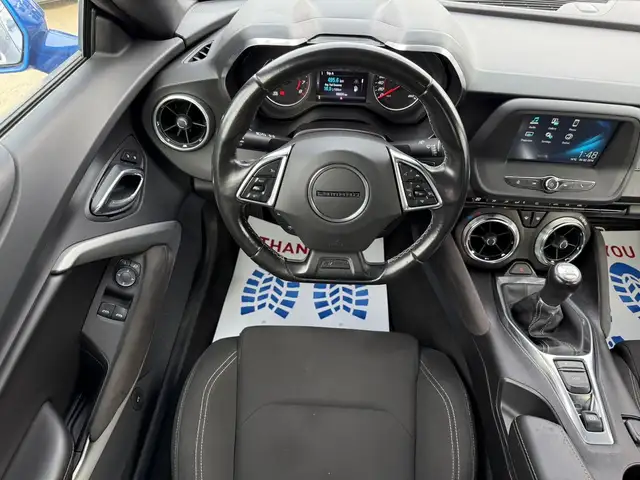 2017 Chevrolet Camaro Coupe 1LT Manual Transmission - Photo 9