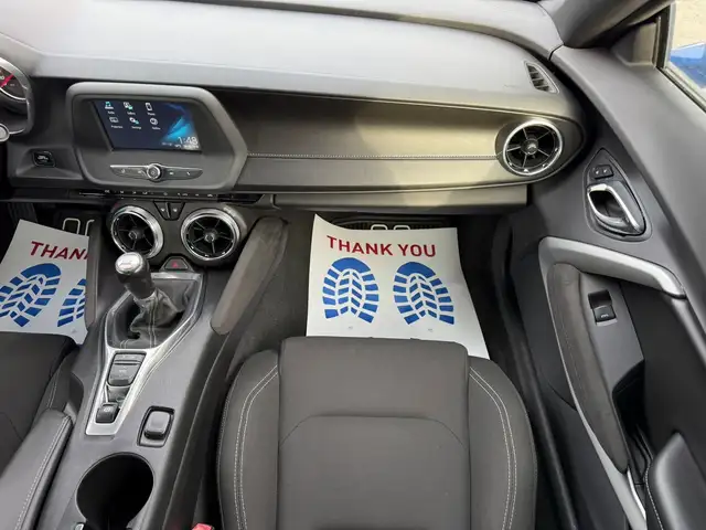 2017 Chevrolet Camaro Coupe 1LT Manual Transmission - Photo 10