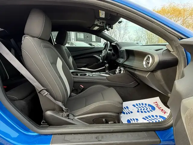 2017 Chevrolet Camaro Coupe 1LT Manual Transmission - Photo 20