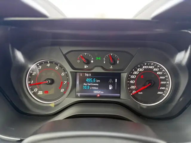 2017 Chevrolet Camaro Coupe 1LT Manual Transmission - Photo 22