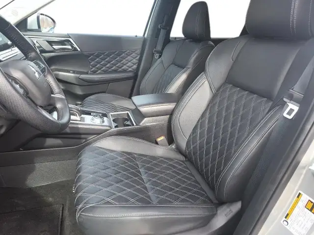 2024 Mitsubishi Outlander GT GT | HUD| Leather| Sunroof| 360... - Photo 10