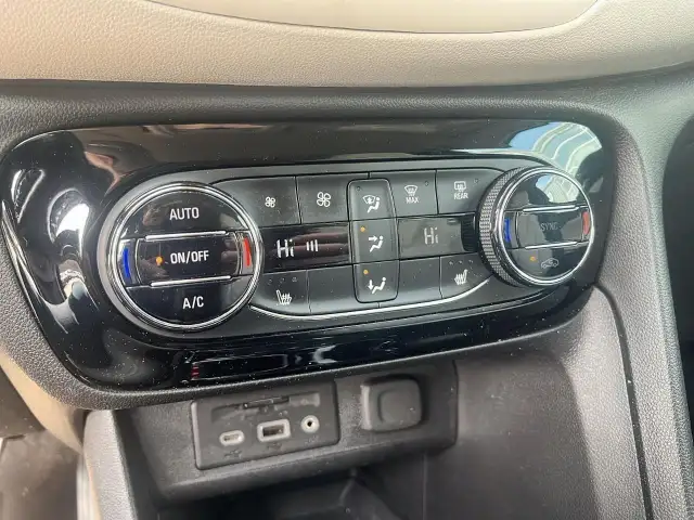 2020 Buick Encore GX Select Select | Advanced Tech Pkg - Photo 16