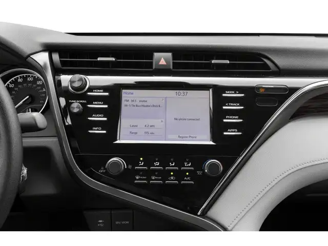 2019 Toyota Camry LE - Photo 7