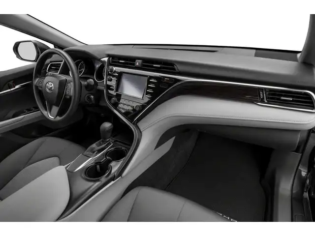 2019 Toyota Camry LE - Photo 11
