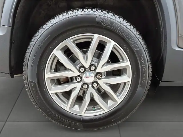 2019 GMC Acadia SLE-2 SLE-2 | Heated Seats | Rearview Camera - Photo 8