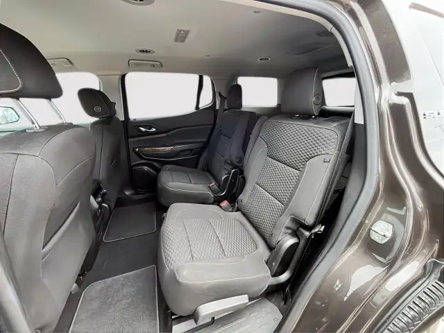 2019 GMC Acadia SLE-2 SLE-2 | Heated Seats | Rearview Camera - Photo 10