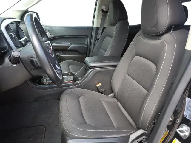 2022 GMC Canyon Elevation Elevation | Heavy Duty Trailering Pkg - Photo 11