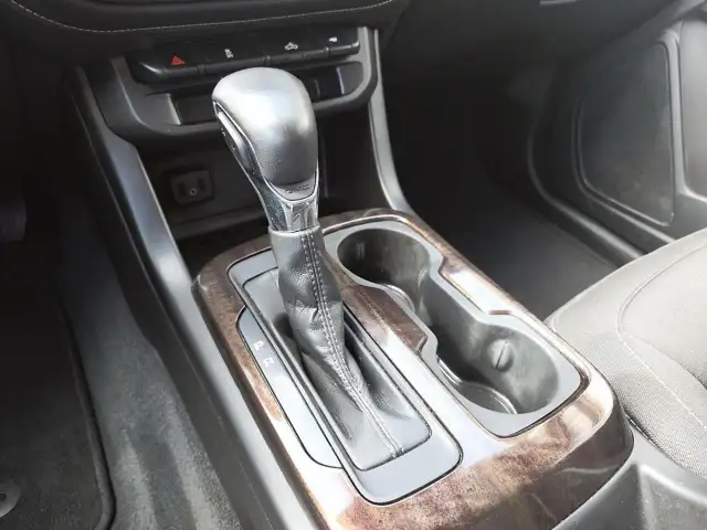 2022 GMC Canyon Elevation Elevation | Heavy Duty Trailering Pkg - Photo 16