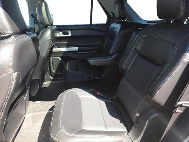 2022 Ford Explorer Limited Limited | Hybrid | Twin Panel Moon... - Photo 11