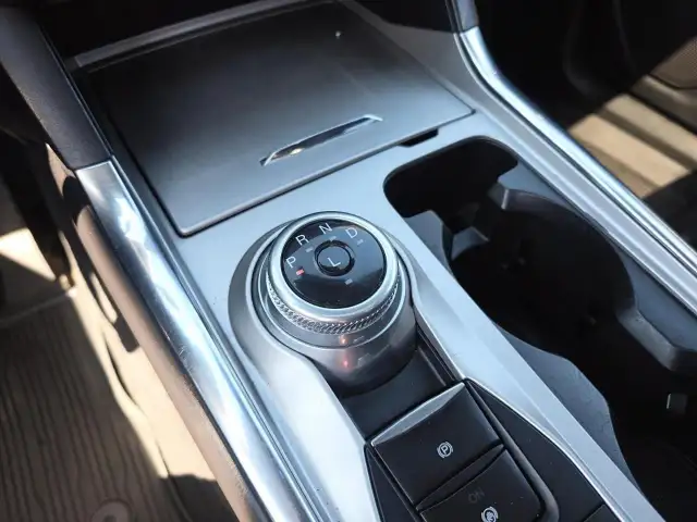 2022 Ford Explorer Limited Limited | Hybrid | Twin Panel Moon... - Photo 16