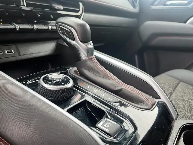 2023 Chevrolet Colorado Z71 Z71 | Convenience II Package - Photo 14