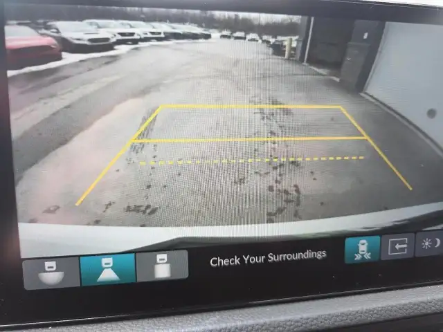 2025 Honda CR-V Hybrid EX-L EX-L | Moonroof | Leather Seats - Photo 15