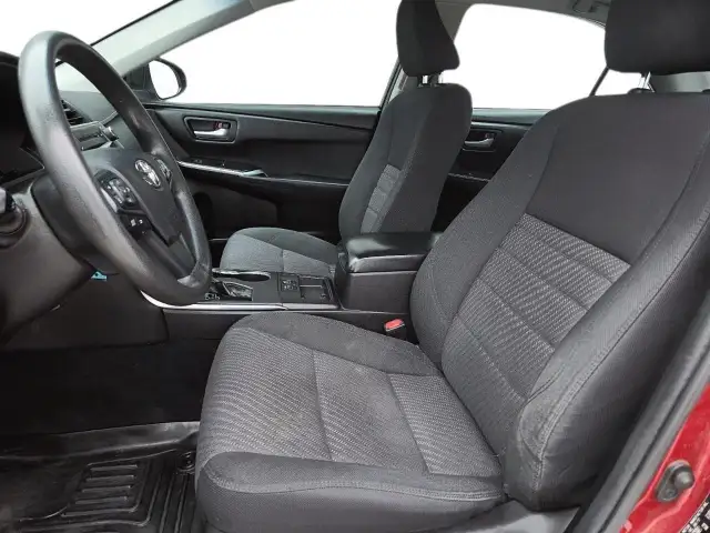 2017 Toyota Camry LE LE | Rearview Camera | Alloy Wheels - Photo 10