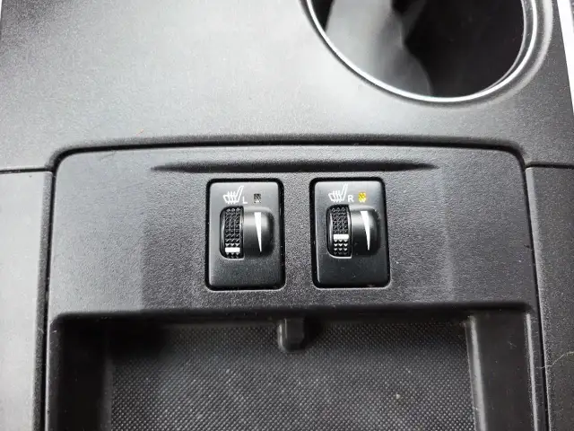 2017 Toyota Camry LE LE | Rearview Camera | Alloy Wheels - Photo 17