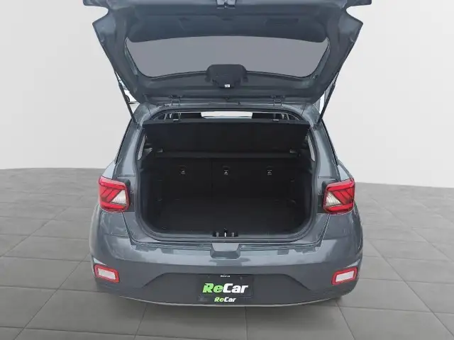 2025 Hyundai Venue Preferred Preferred | Heated Seats & Wheels - Photo 8