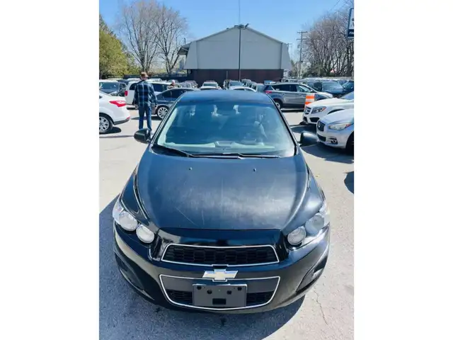 2012 CHEVROLET Sonic 2LT - Photo 2