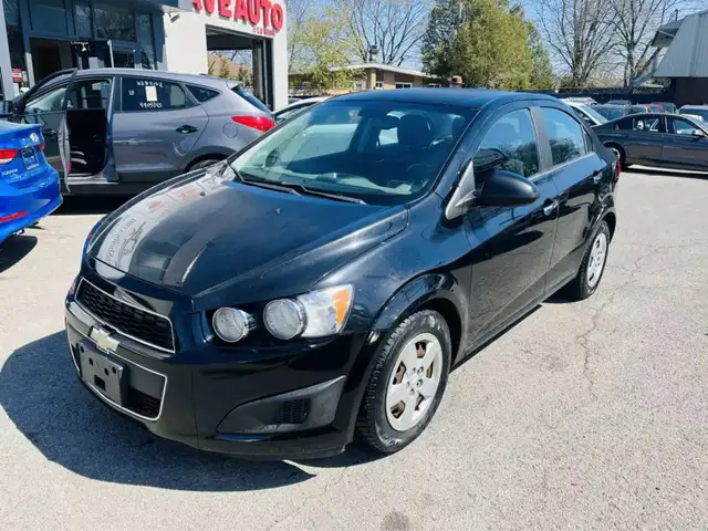 2012 CHEVROLET Sonic 2LT - Photo 4