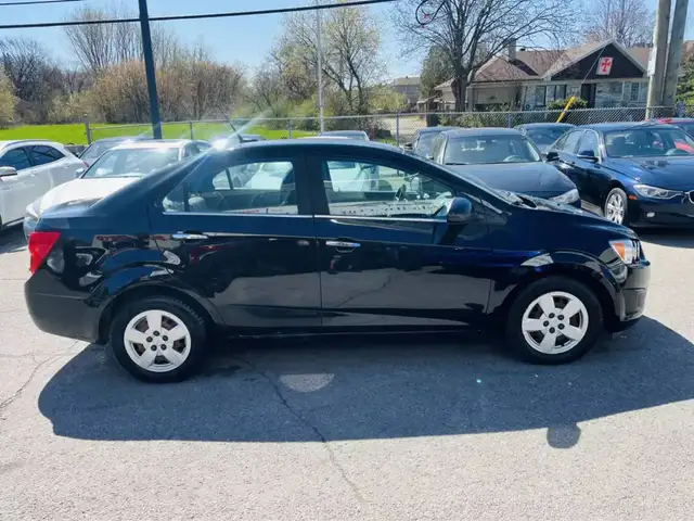 2012 CHEVROLET Sonic 2LT - Photo 9