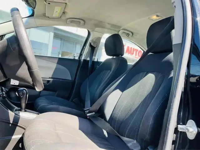 2012 CHEVROLET Sonic 2LT - Photo 20