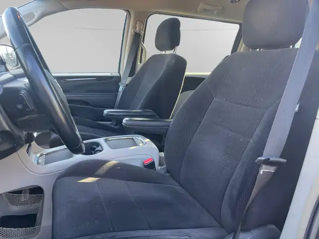 2014 Dodge Grand Caravan CREW | STOW N GO | POWER SEATS | HTD MI - Photo 9