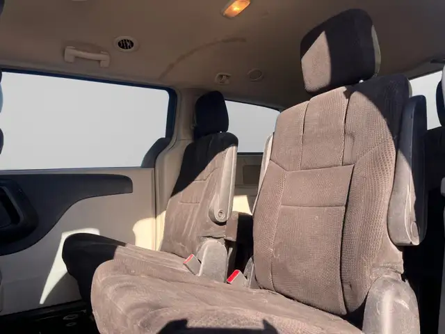 2014 Dodge Grand Caravan CREW | STOW N GO | POWER SEATS | HTD MI - Photo 14